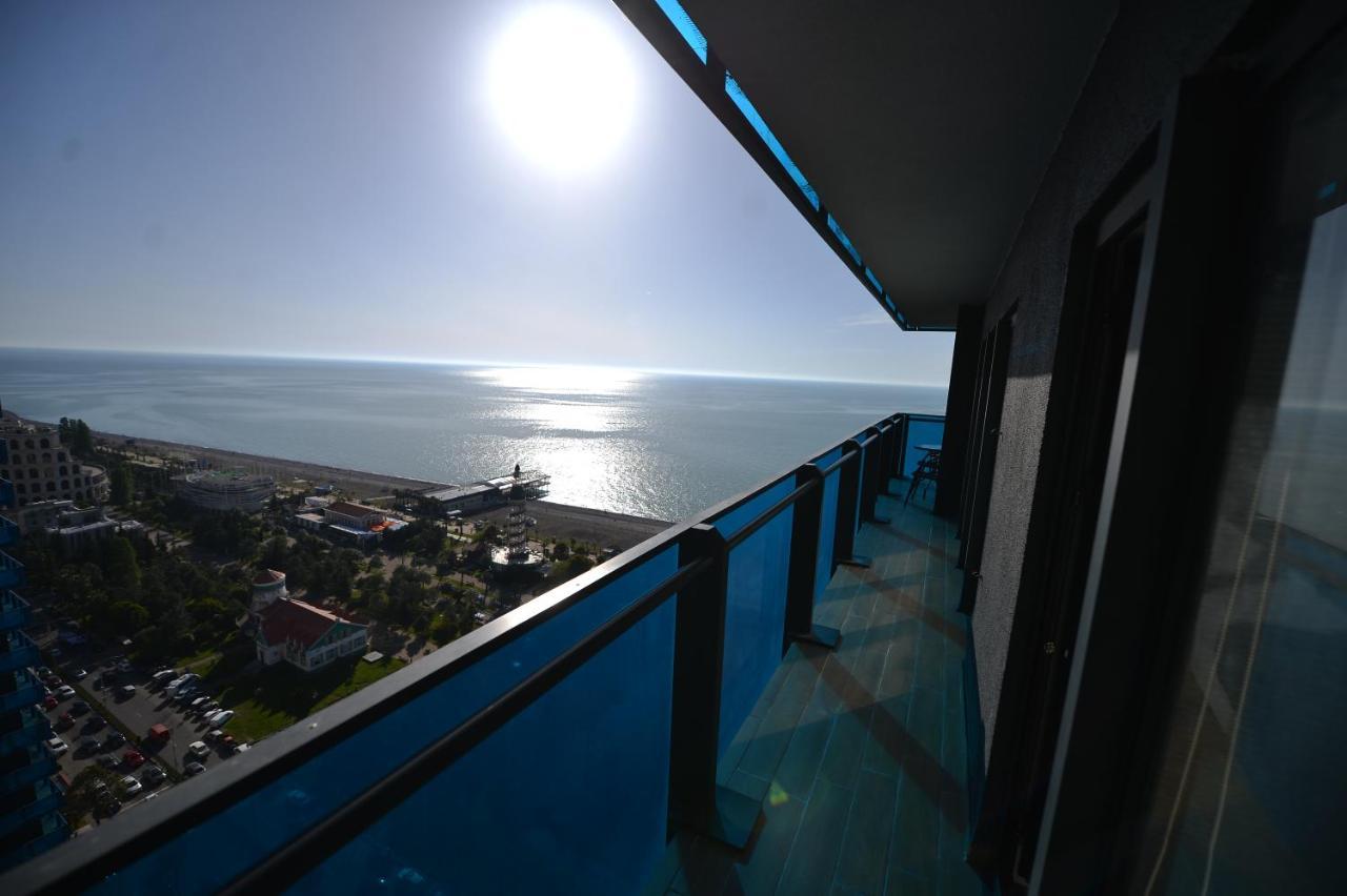 Orbi City Twins Tower Batumi Exteriör bild